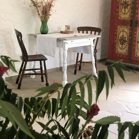 بيت ريفي Gartenhaeuschen Im Im Park هيردكه