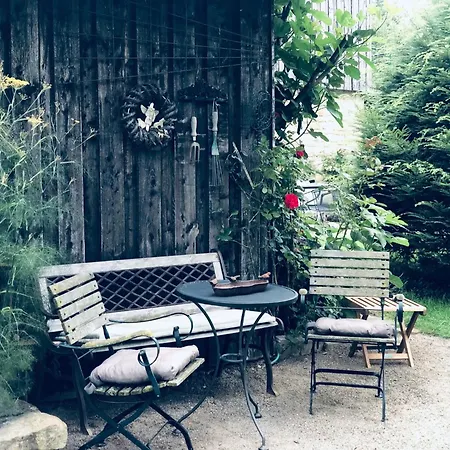 Gartenhaeuschen Im Im Park Gasthof