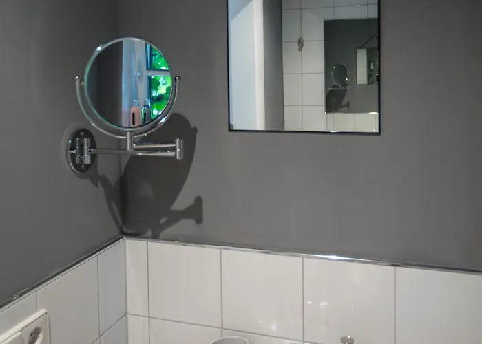 Gartenhaeuschen Im Im Park 黑尔德克