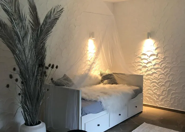 Gartenhaeuschen Im Im Park